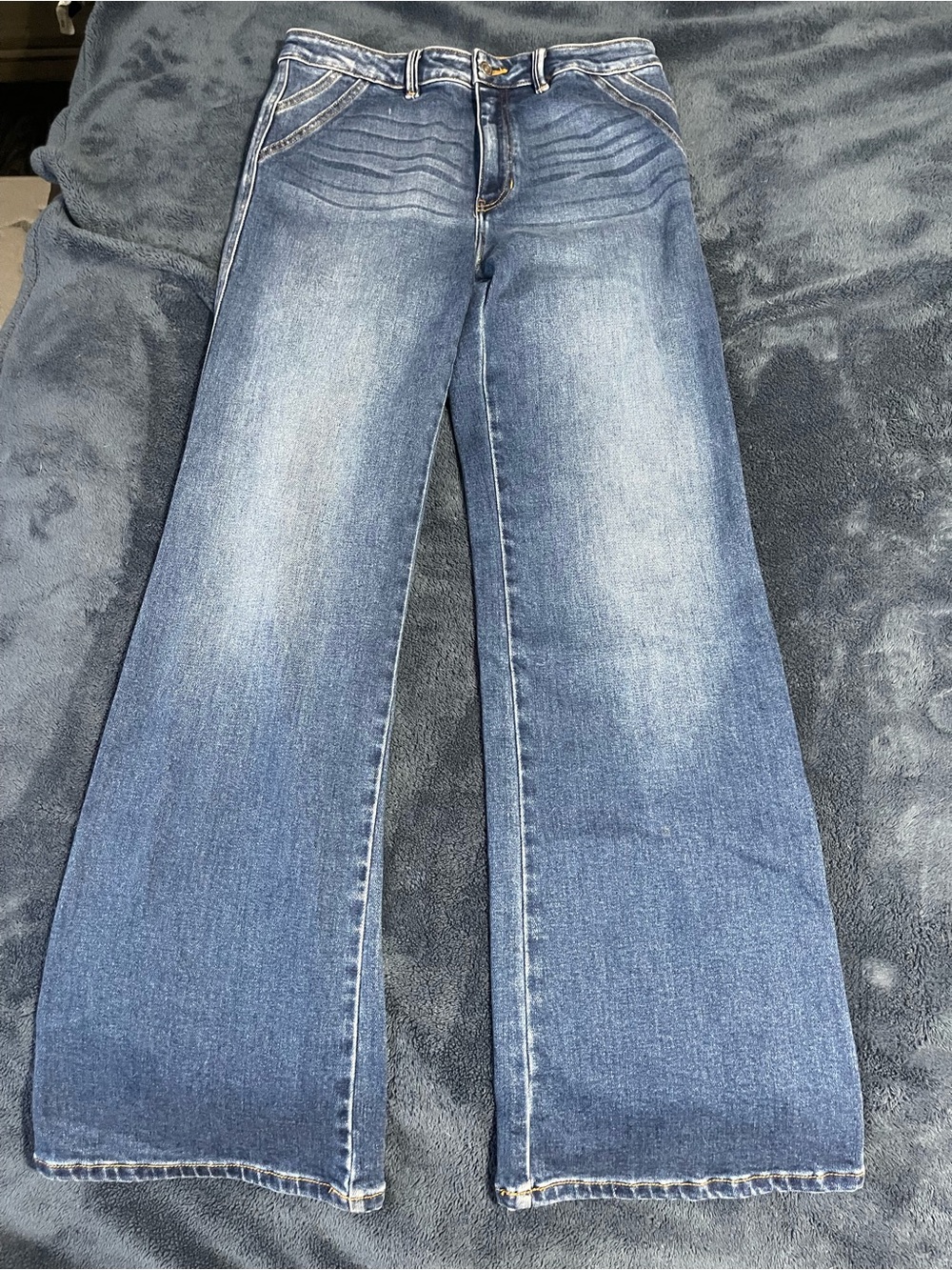 KanCan Wide-Leg Flared Jeans in Faded Blue